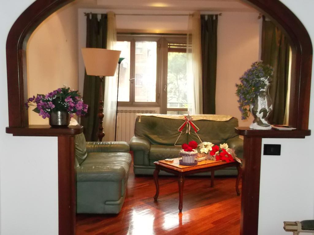 B&B Mary'S House Ciampino Exterior photo