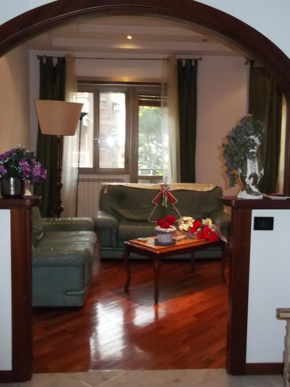 B&B Mary'S House Ciampino Exterior photo